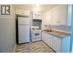 27 - 27 1/2 Prince STREET South - 19
