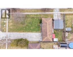 410 MCNAUGHTON AVENUE East - 33