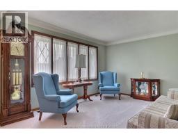 90 Coverdale STREET - 17