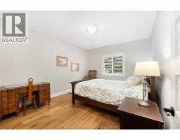 4 JONATHAN STREET - 17