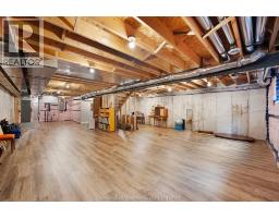 4 JONATHAN STREET - 26