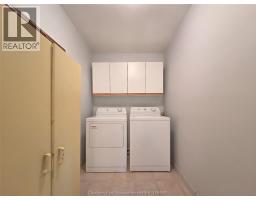 21 Earl DRIVE - 37