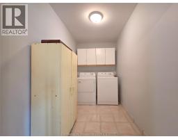 21 Earl DRIVE - 38