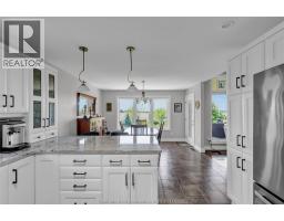 19 Stonegate WALK - 11