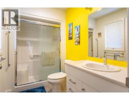 105 Moonstone CRESCENT - 26