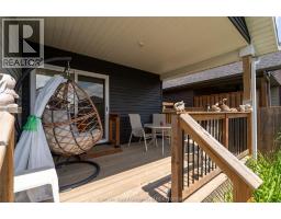 105 Moonstone CRESCENT - 37