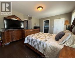 15 LISGAR STREET - 12
