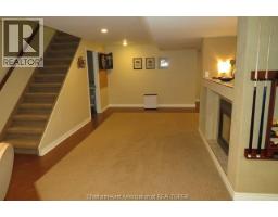 8 CHRISTINA PLACE - 29