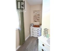 5 Bernard AVENUE East - 14