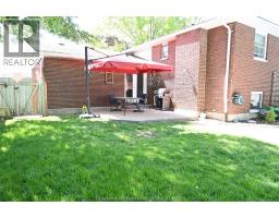 5 Bernard AVENUE East - 32
