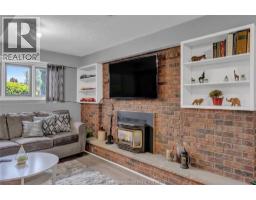 28 Campbell STREET - 35