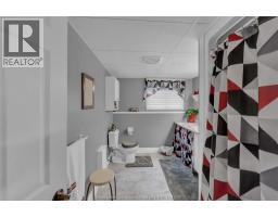 28 Campbell STREET - 38