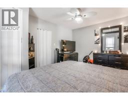 12 HOUSTON STREET - 16