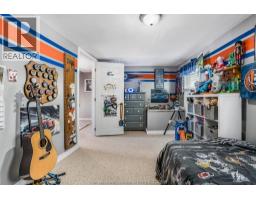 12 HOUSTON STREET - 21