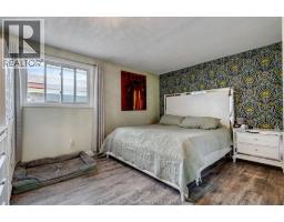 14 GREENBRIAR TRAIL - 11