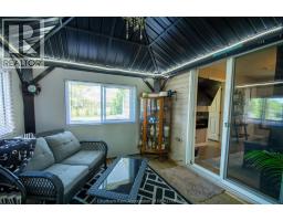 42 Wellington STREET - 30