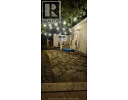 42 Wellington STREET - 49