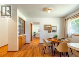 140 Gregory DRIVE East - 13