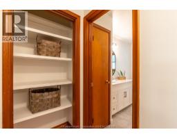 140 Gregory DRIVE East - 19