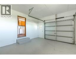 140 Gregory DRIVE East - 26