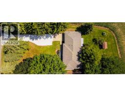 140 Gregory DRIVE East - 4