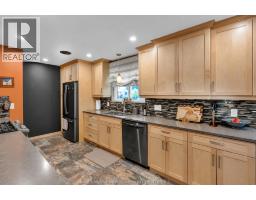 472 SYDENHAM STREET - 24