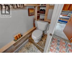 472 SYDENHAM STREET - 41
