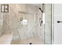 42 ROSEWOOD CRESCENT - 27