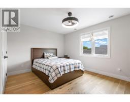 42 ROSEWOOD CRESCENT - 28