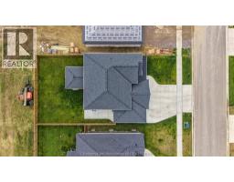 42 ROSEWOOD CRESCENT - 45