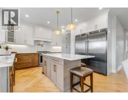 42 ROSEWOOD CRESCENT - 8