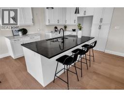 207 Rosewood CRESCENT - 22