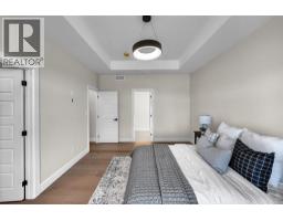 207 Rosewood CRESCENT - 32