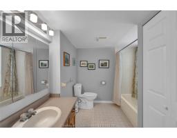 10 Van Allen AVENUE UnitNo. 1001 - 10