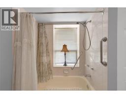 10 Van Allen AVENUE UnitNo. 1001 - 13