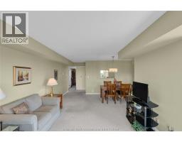 10 Van Allen AVENUE UnitNo. 1001 - 27