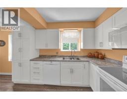 10 Van Allen AVENUE UnitNo. 1001 - 42