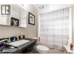 266 Grand AVENUE West - 10