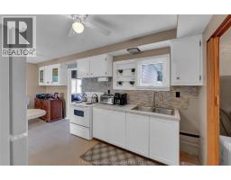 150 Peel STREET - 9