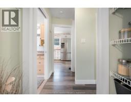 115 URSULINE AVENUE - 20