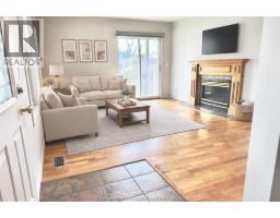 6121 Emerson AVENUE - 6