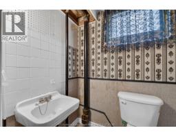 35 Peter STREET - 33
