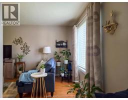 58 HARVEST CRESCENT - 10