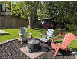 40 Thornhill CRESCENT - 6