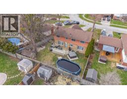 76 PAMELA CRESCENT - 42