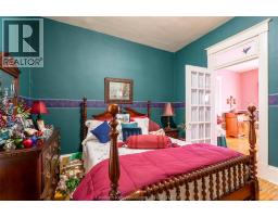 108 Forest STREET - 15