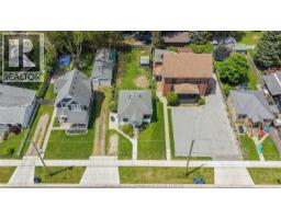 245 SELKIRK STREET - 10