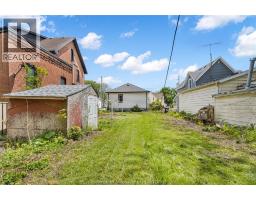 245 SELKIRK STREET - 9