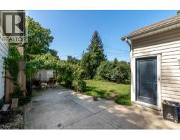 460 Queen STREET - 27