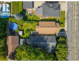 460 Queen STREET - 37